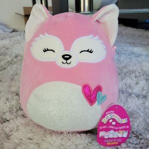 Squishmallow flora the fox